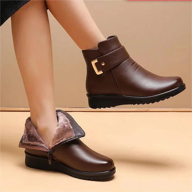 Winterschuhe Damen Stiefel | Knöchelhoch mit Wedgesohle und Riemen