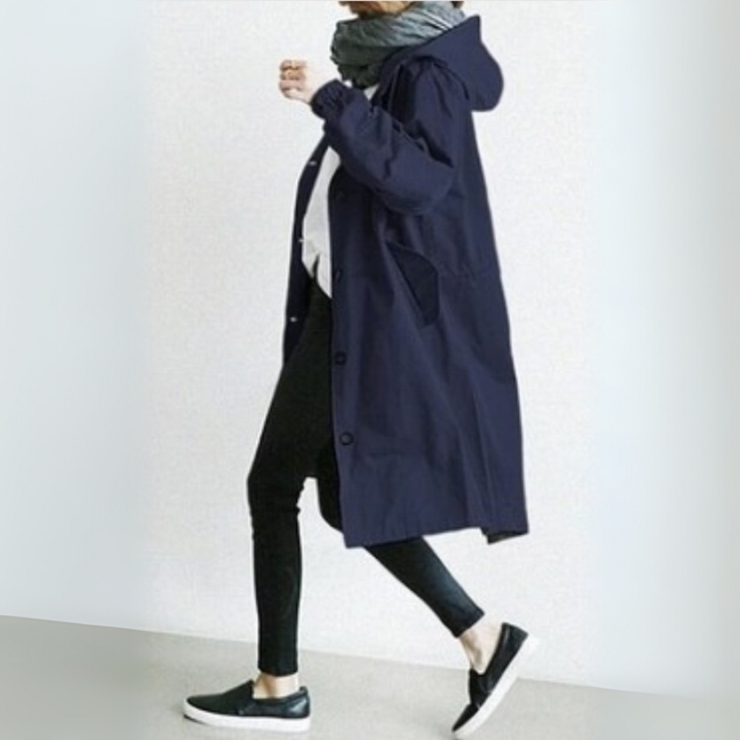 Damen Regenjacke mit Kapuze | Weiter Trenchcoat
