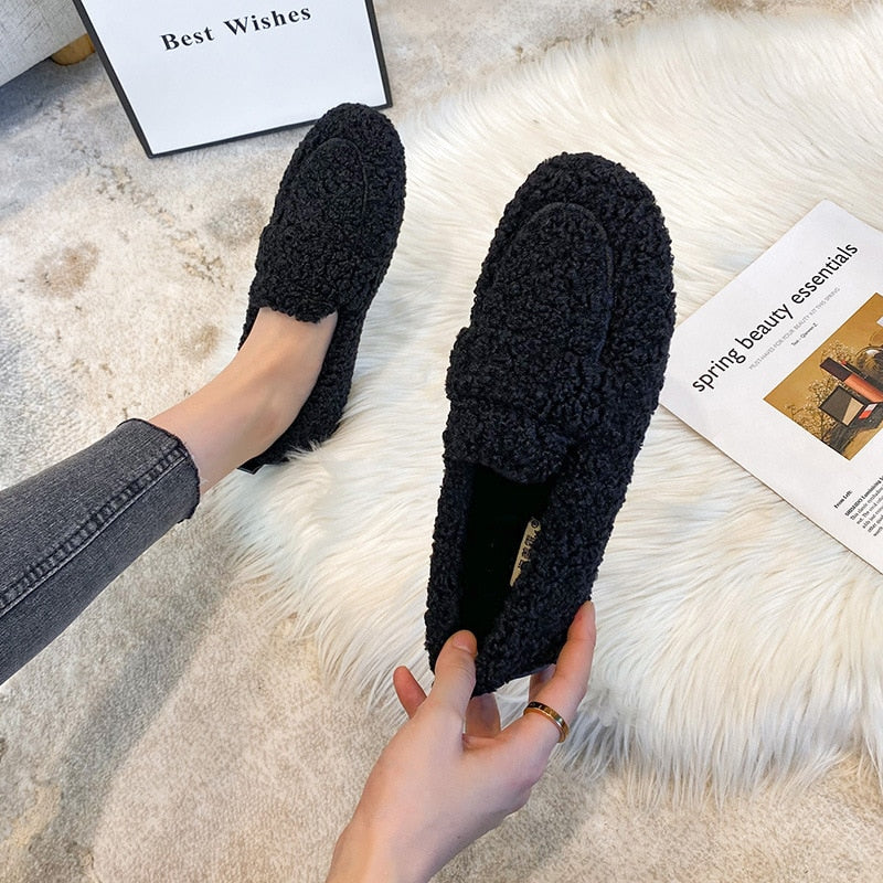 Hausschuhe Damen | Flauschige Indoor Slipper für kalte Tage