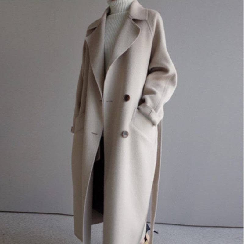 Damen Langer Klassischer Wintermantel | Zwei-Knopf Revers Design