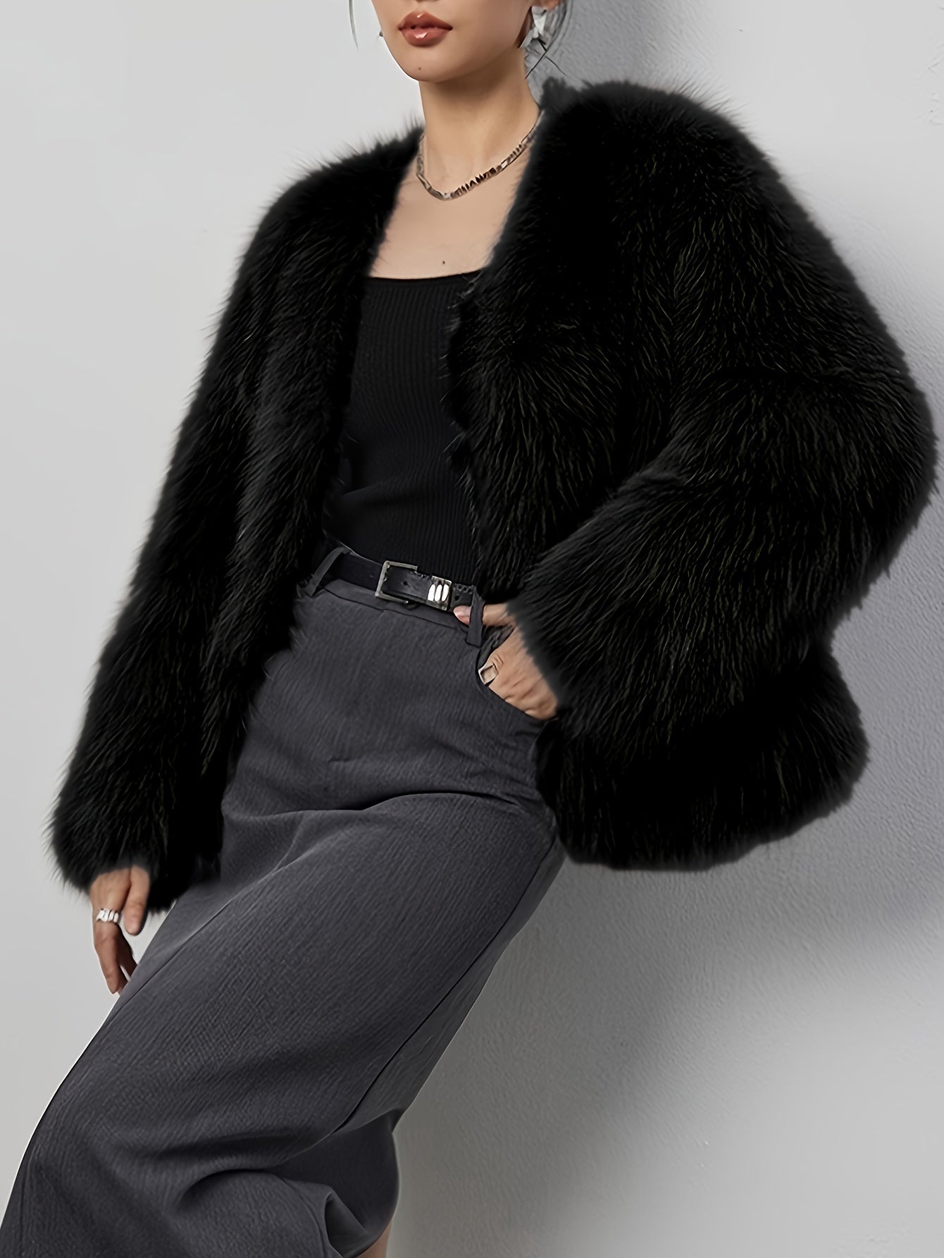 Damen Winterjacke Eleganter Kunstpelzmantel | Mit Kontrastdetails