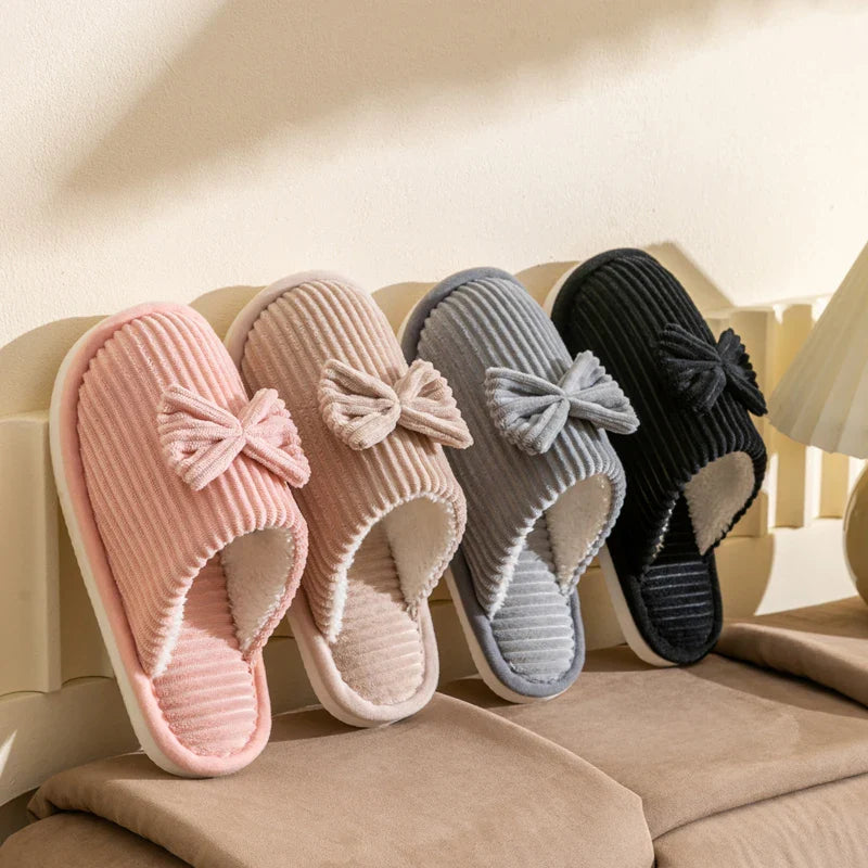 Hausschuhe Damen Schleife | Slip On mit Schleifendetail und Polsterung