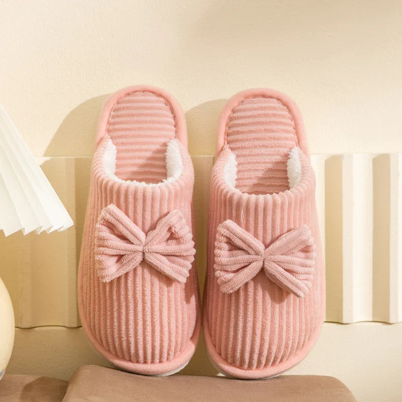 Hausschuhe Damen Schleife | Slip On mit Schleifendetail und Polsterung